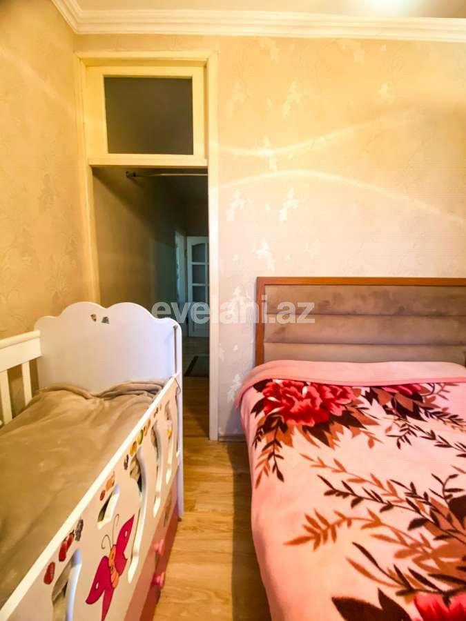 Satılır, köhnə tikili, 2 otaqlı, 40 m², Bakı, Nizami r, Xalqlar Dostluğu m.