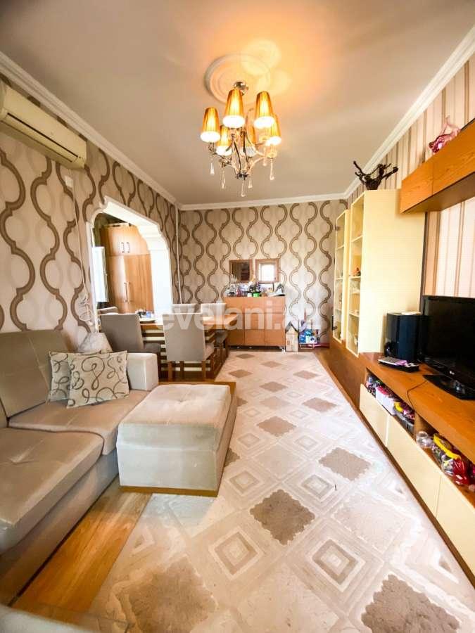 Satılır, köhnə tikili, 2 otaqlı, 40 m², Bakı, Nizami r, Xalqlar Dostluğu m.