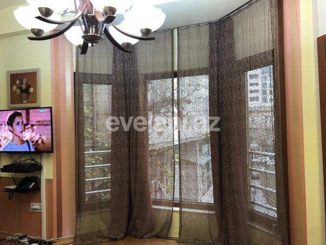 Rent, old building, 2 room, 50 m², Baku, Sabail r.