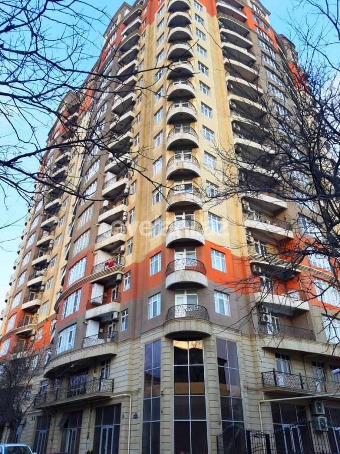 Продаётся, новостройка, 4-комнаты, 205 m², Элмляр Академиясы m.