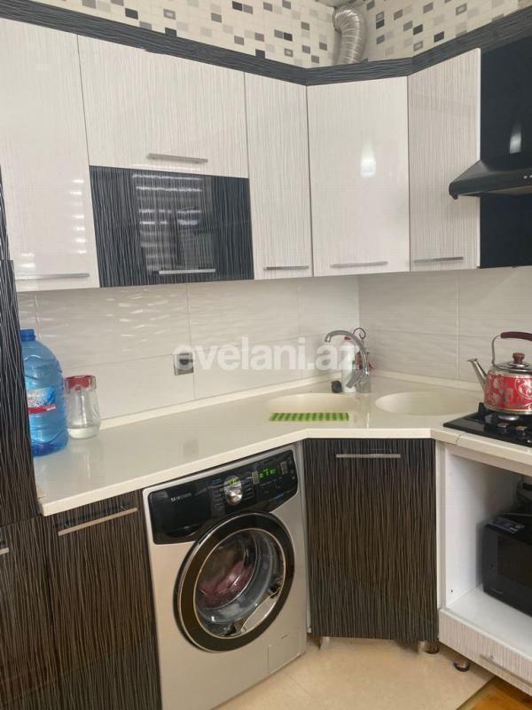 Satılır, yeni tikili, 2 otaqlı, 65 m², İnşaatçılar m.