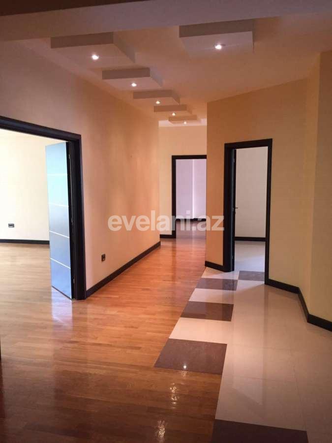Satılır, yeni tikili, 4 otaqlı, 240 m², 28 may m.