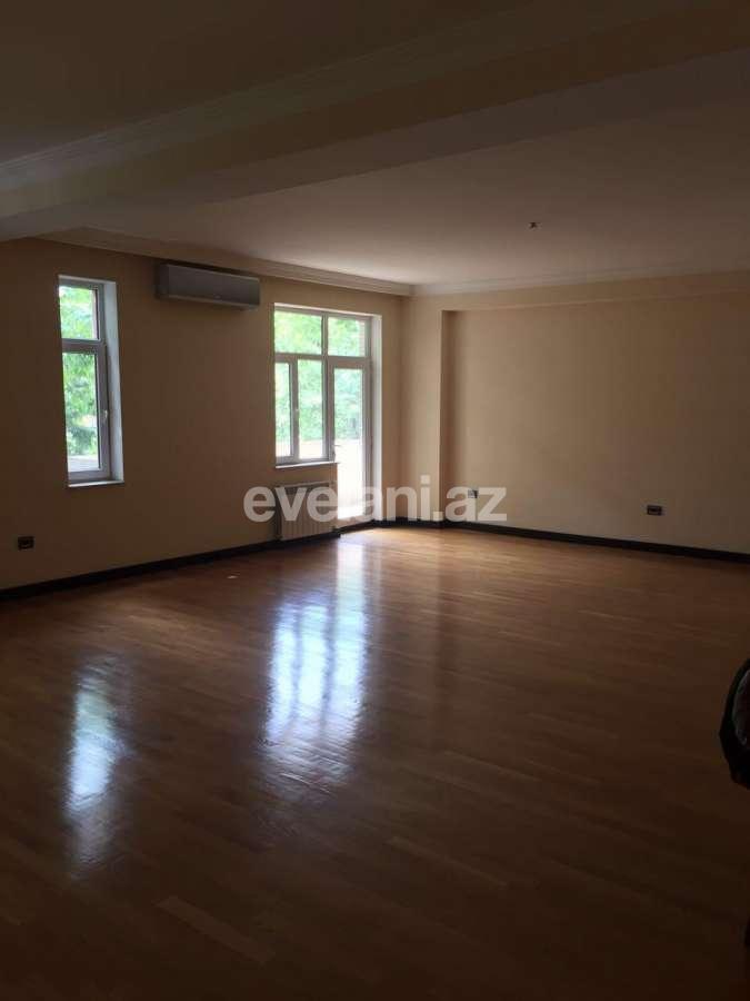 Satılır, yeni tikili, 4 otaqlı, 240 m², 28 may m.