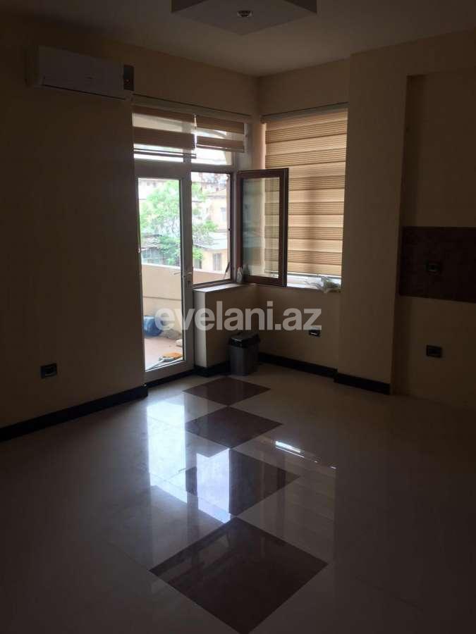 Satılır, yeni tikili, 4 otaqlı, 240 m², 28 may m.