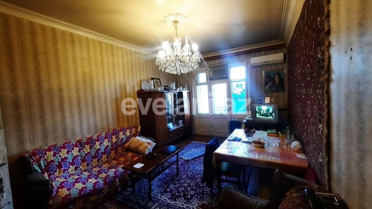 Продаётся, вторичка, 3-комнаты, 80 m², Баку, Ясамальский r, Элмляр Академиясы m.