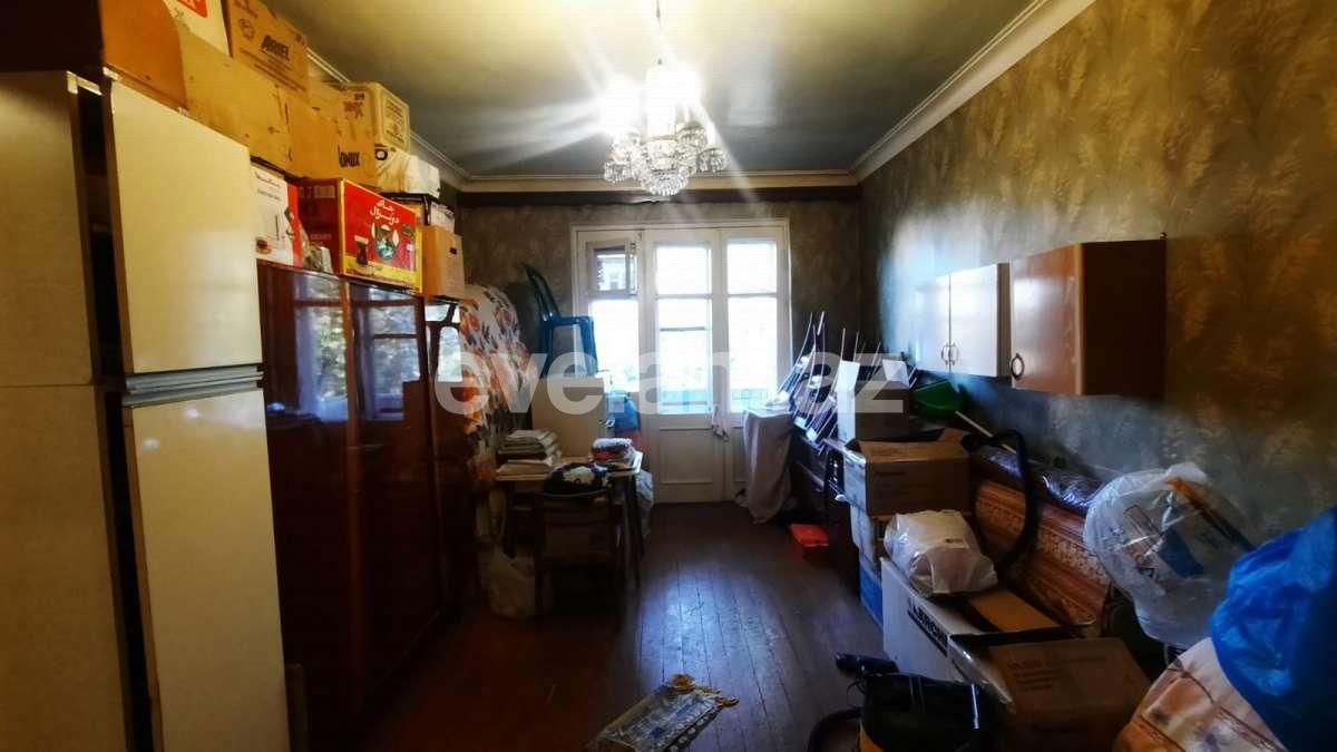 Продаётся, вторичка, 3-комнаты, 80 m², Баку, Ясамальский r, Элмляр Академиясы m.