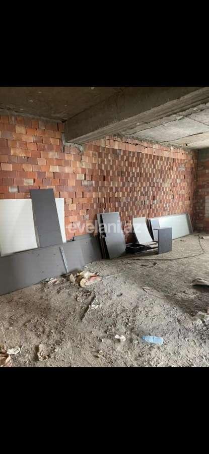 Satılır, yeni tikili, 4 otaqlı, 155 m², İnşaatçılar m.