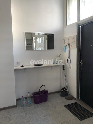 Kirayə verilir, həyət evi / bağ, 2 otaqlı, 40 m², Bakı, Nəsimi r, 28 may m.