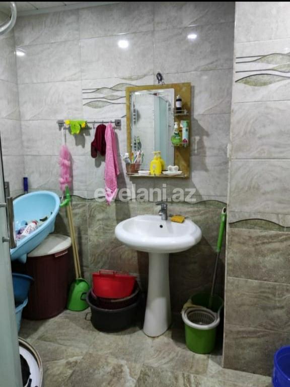 Satılır, yeni tikili, 2 otaqlı, 83 m², İnşaatçılar m.