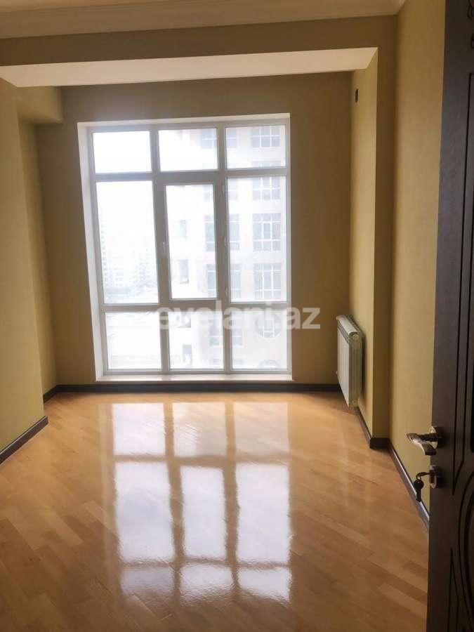 Satılır, yeni tikili, 3 otaqlı, 125 m², Şah İsmayıl Xətai m.