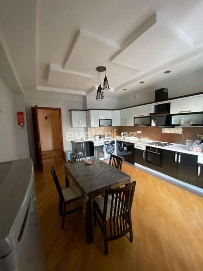 Satılır, yeni tikili, 4 otaqlı, 210 m², Bakı, Səbail r, Sahil m.