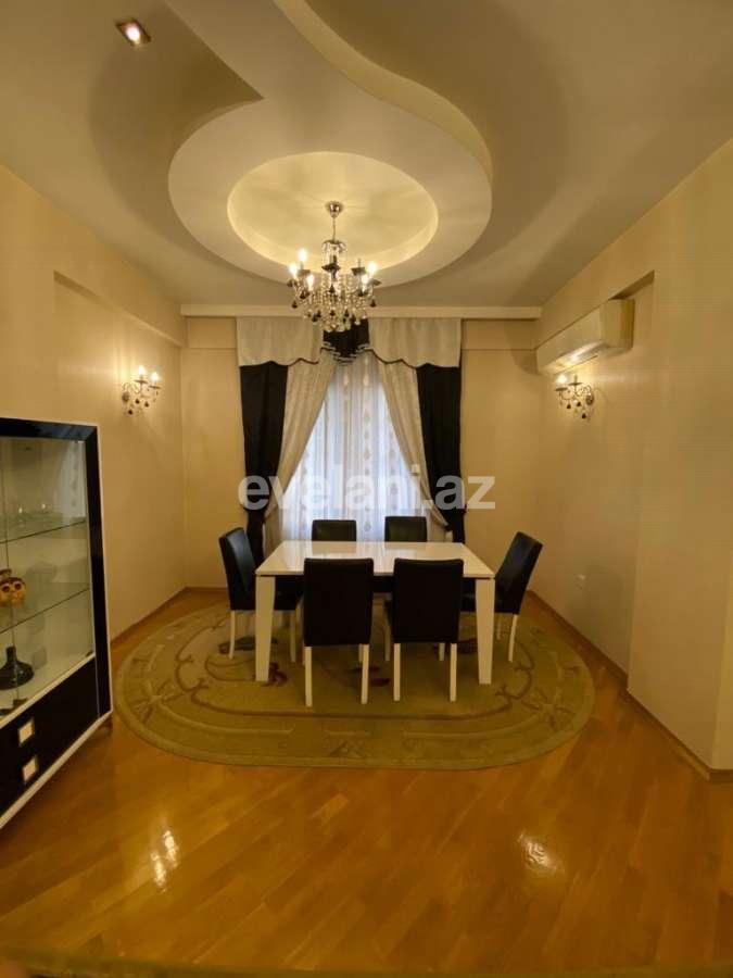 Satılır, yeni tikili, 4 otaqlı, 210 m², Bakı, Səbail r, Sahil m.