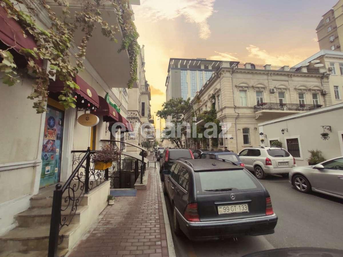 Satılır, obyekt, 130 m², İçəri Şəhər m.