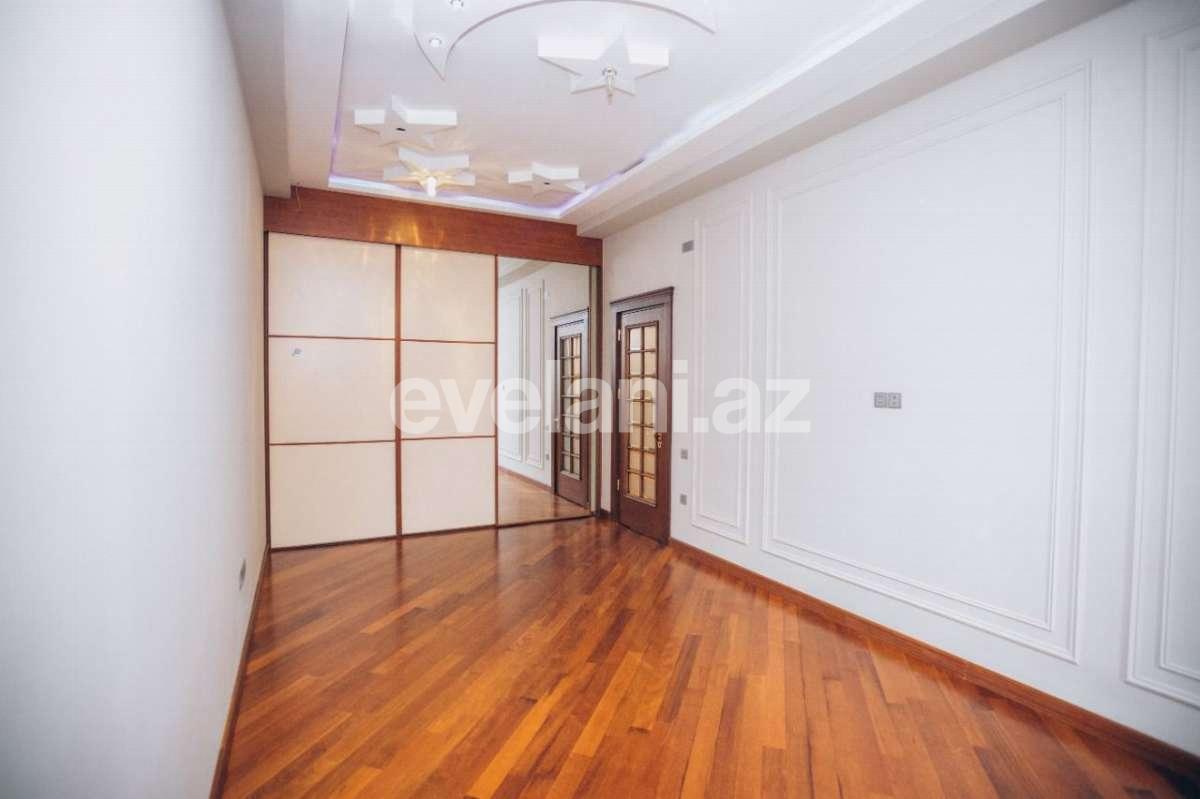 Satılır, yeni tikili, 4 otaqlı, 200 m², İçəri Şəhər m.