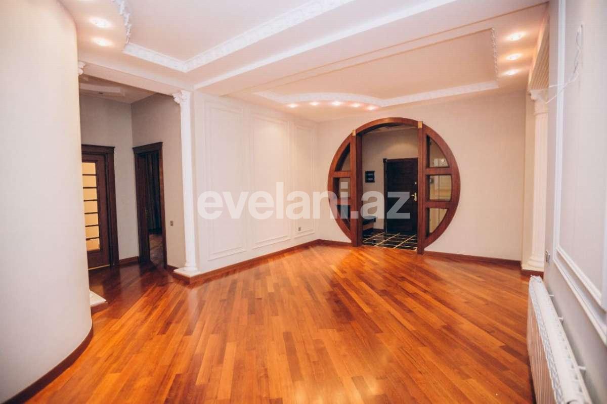 Satılır, yeni tikili, 4 otaqlı, 200 m², İçəri Şəhər m.