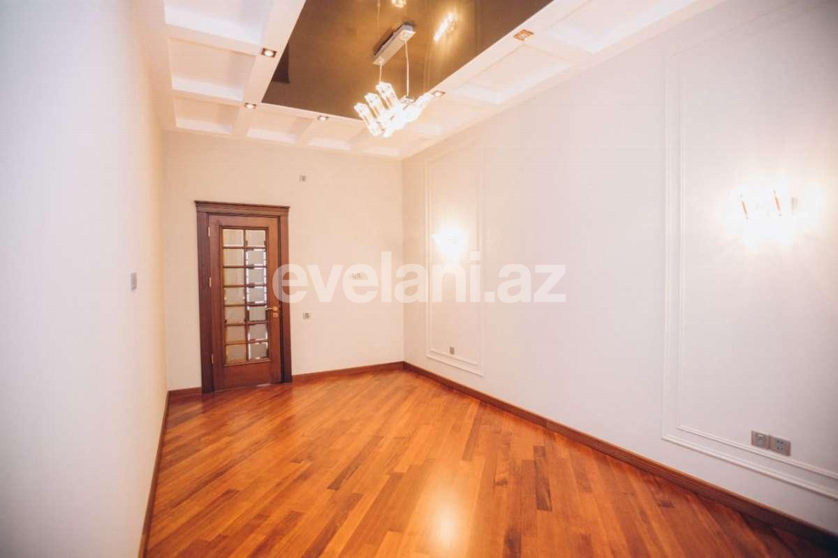 Satılır, yeni tikili, 4 otaqlı, 200 m², İçəri Şəhər m.