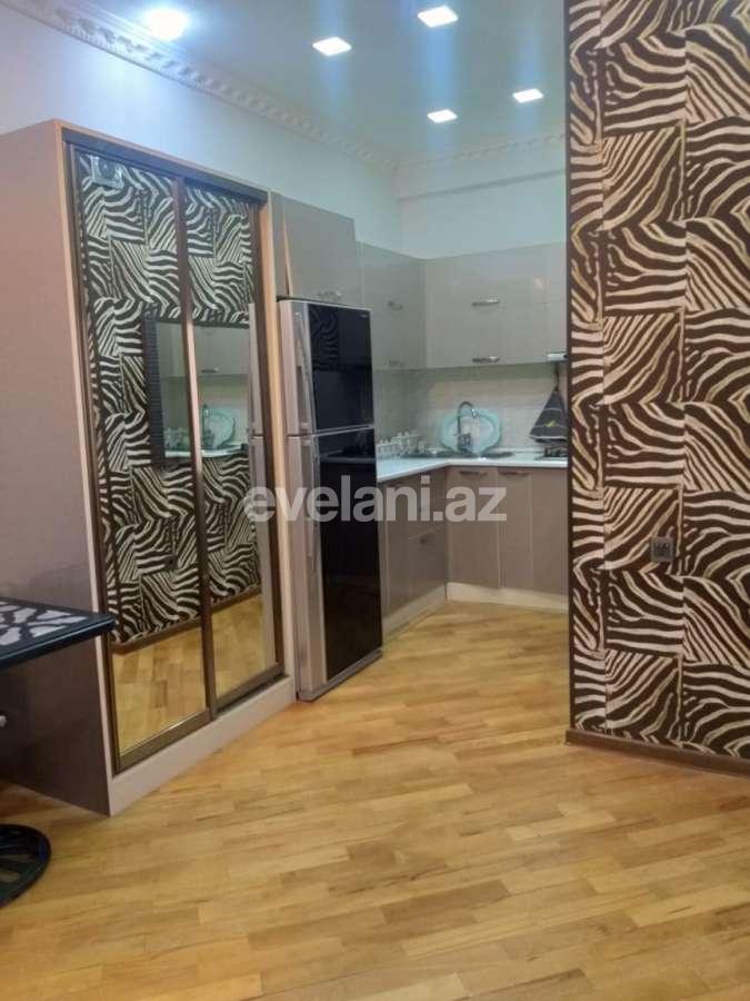 Satılır, yeni tikili, 3 otaqlı, 90 m², Bakı, Binəqədi r, 7-ci mikrorayon q, Azadlıq prospekti m.