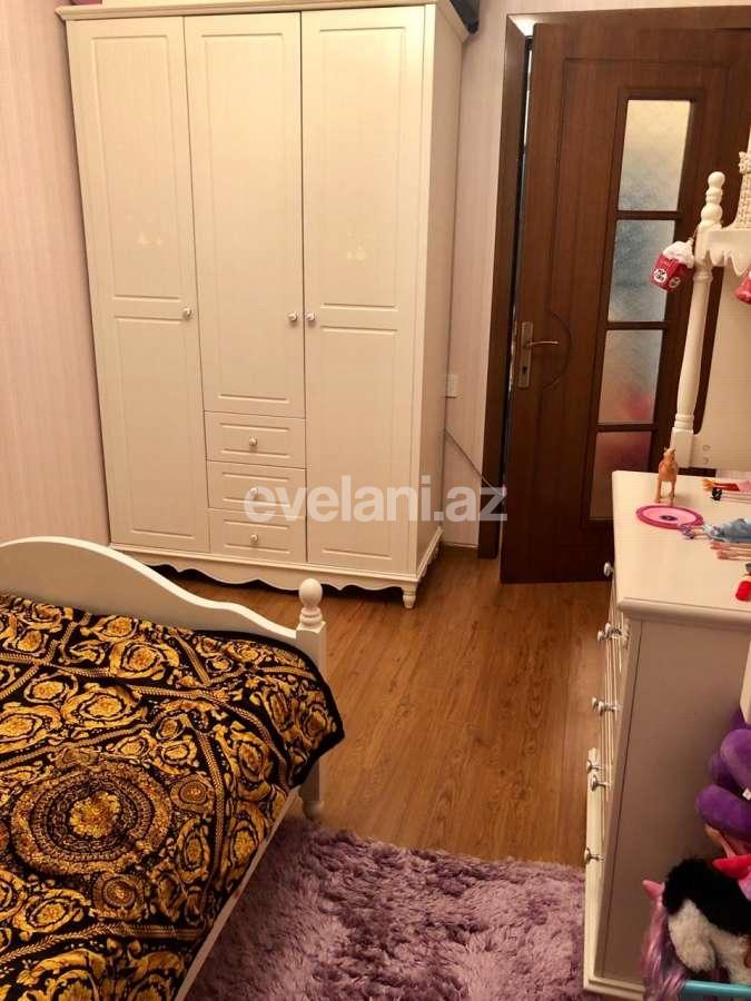 Satılır, köhnə tikili, 3 otaqlı, 75 m², Bakı, Yasamal r, Elmlər Akademiyası m.