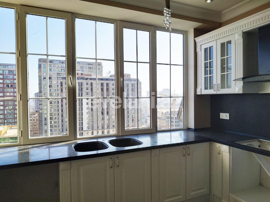 Satılır, yeni tikili, 4 otaqlı, 120 m², Bakı, Nəsimi r, Neftçilər m.