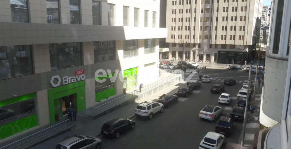 Satılır, yeni tikili, 3 otaqlı, 140 m², Bakı, Yasamal r, Nizami m.