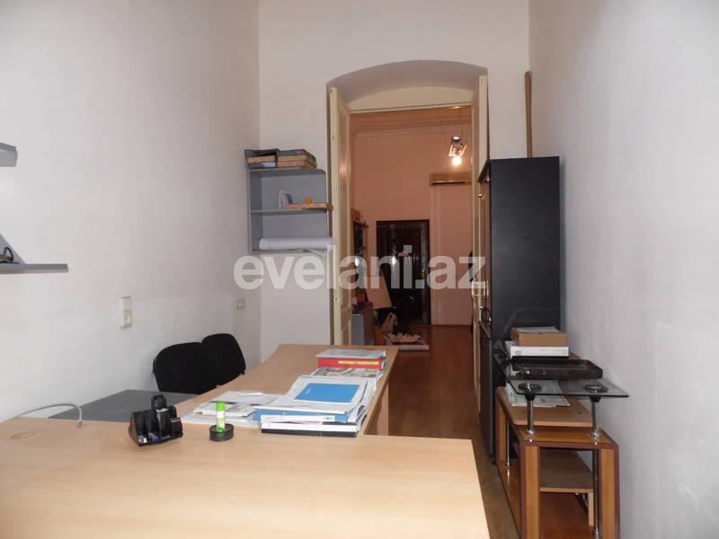 Сдаётся, офис, 2-комнаты, 42 m², Баку, Сабаильский r, Ичери Шехер m.