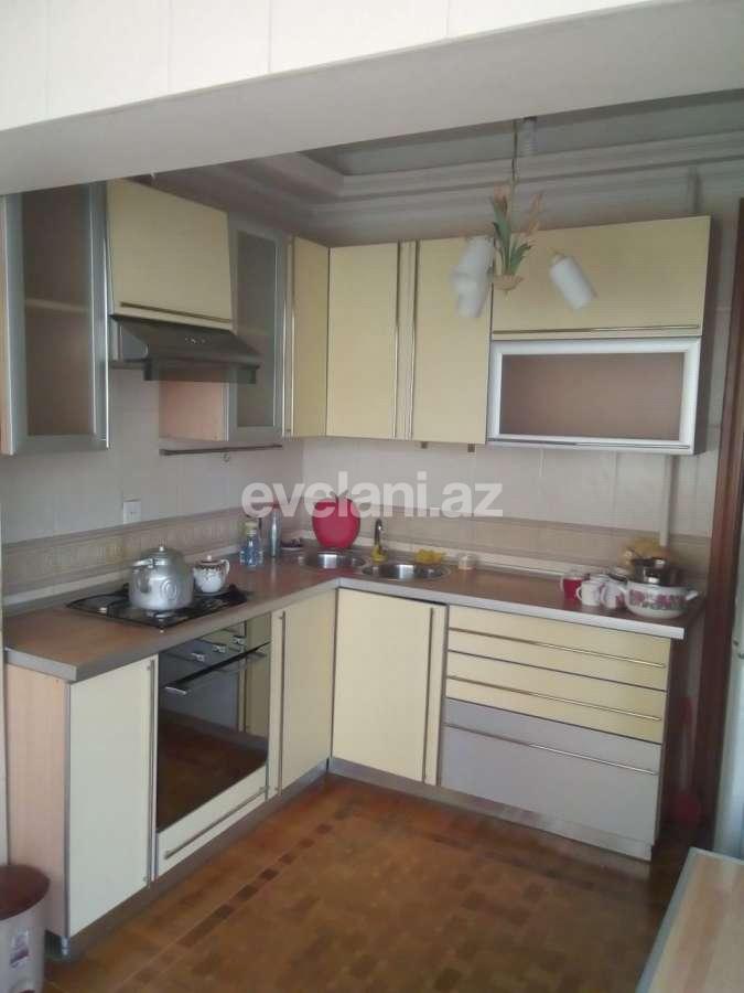 Sale, old building, 3 room, 75 m², Baku, Nasimi r.