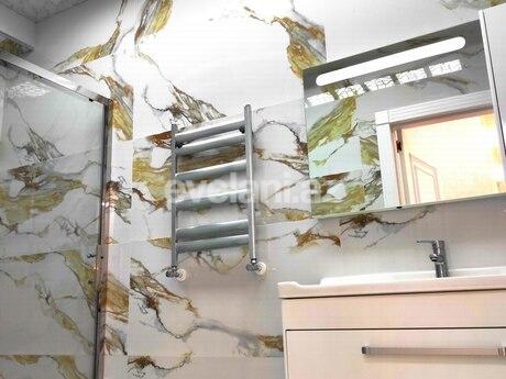 Satılır, yeni tikili, 4 otaqlı, 215 m², Bakı, Nərimanov r.