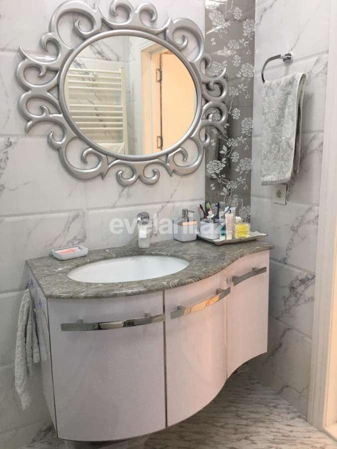 Satılır, yeni tikili, 3 otaqlı, 105 m², Bakı, Yasamal r, Elmlər Akademiyası m.