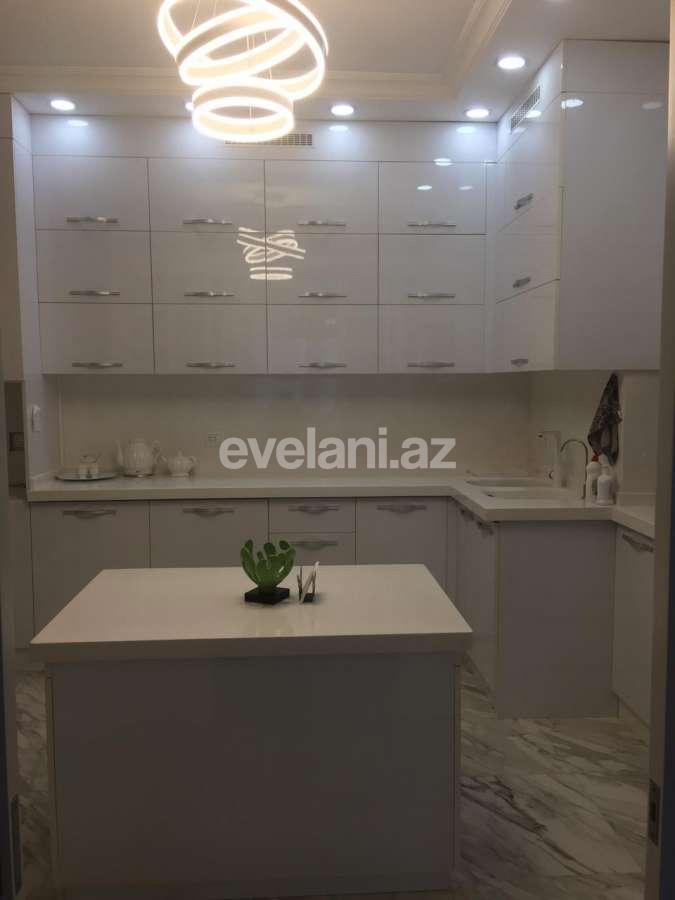 Satılır, yeni tikili, 3 otaqlı, 105 m², Bakı, Yasamal r, Elmlər Akademiyası m.