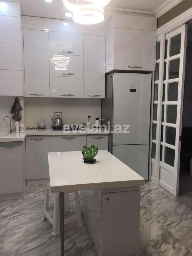 Satılır, yeni tikili, 3 otaqlı, 105 m², Bakı, Yasamal r, Elmlər Akademiyası m.