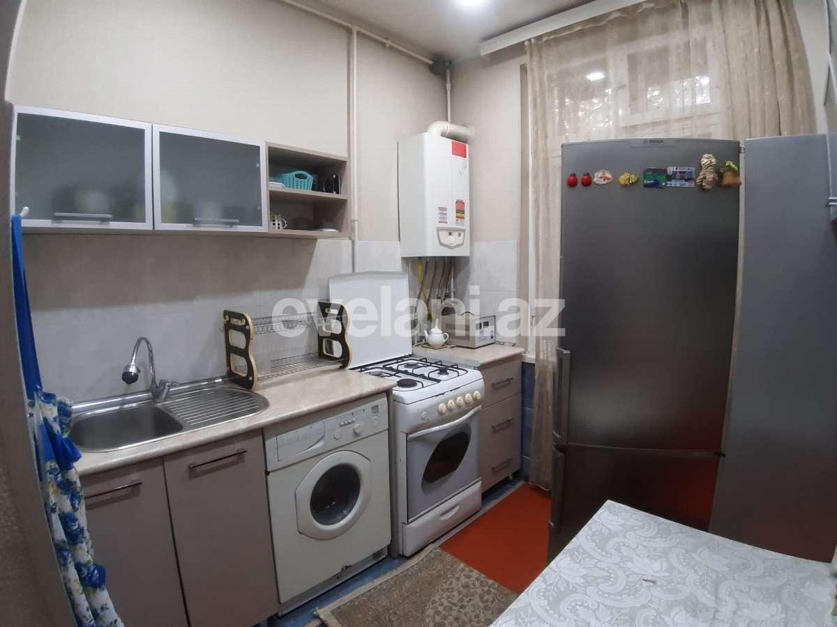 Kirayə verilir, köhnə tikili, 2 otaqlı, 60 m², Bakı, Yasamal r, Elmlər Akademiyası m.