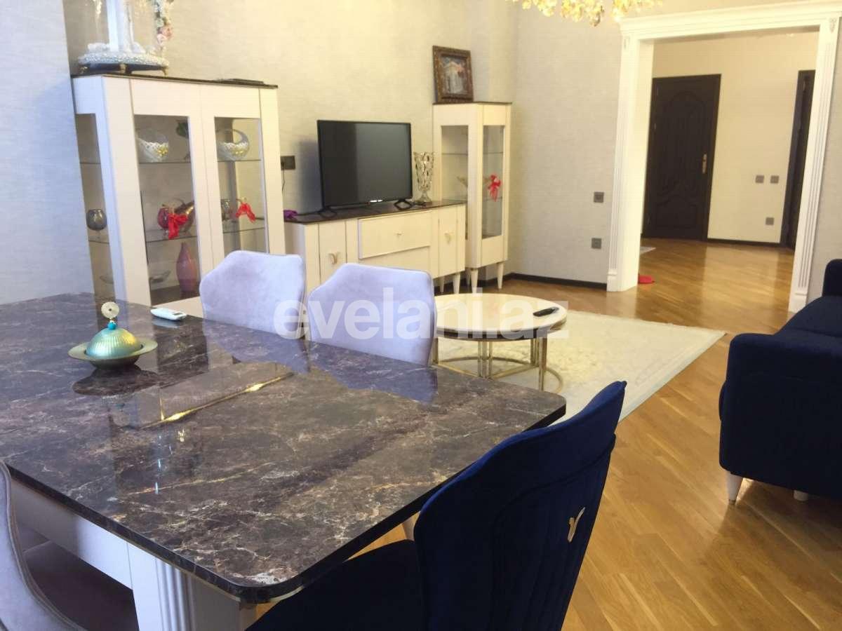 Satılır, yeni tikili, 3 otaqlı, 160 m², Bakı, Nəsimi r, 3-cü mikrorayon q, Memar Əcəmi m.