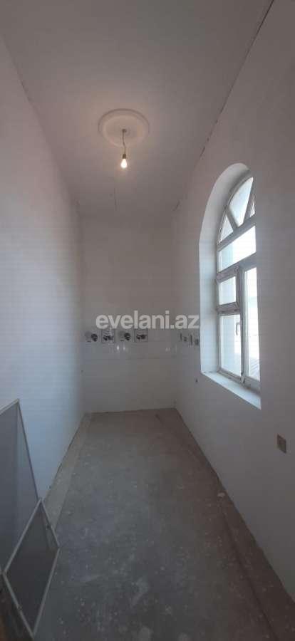 Satılır, həyət evi / bağ, 10 otaqlı, 225 m², Bakı, Xətai r.