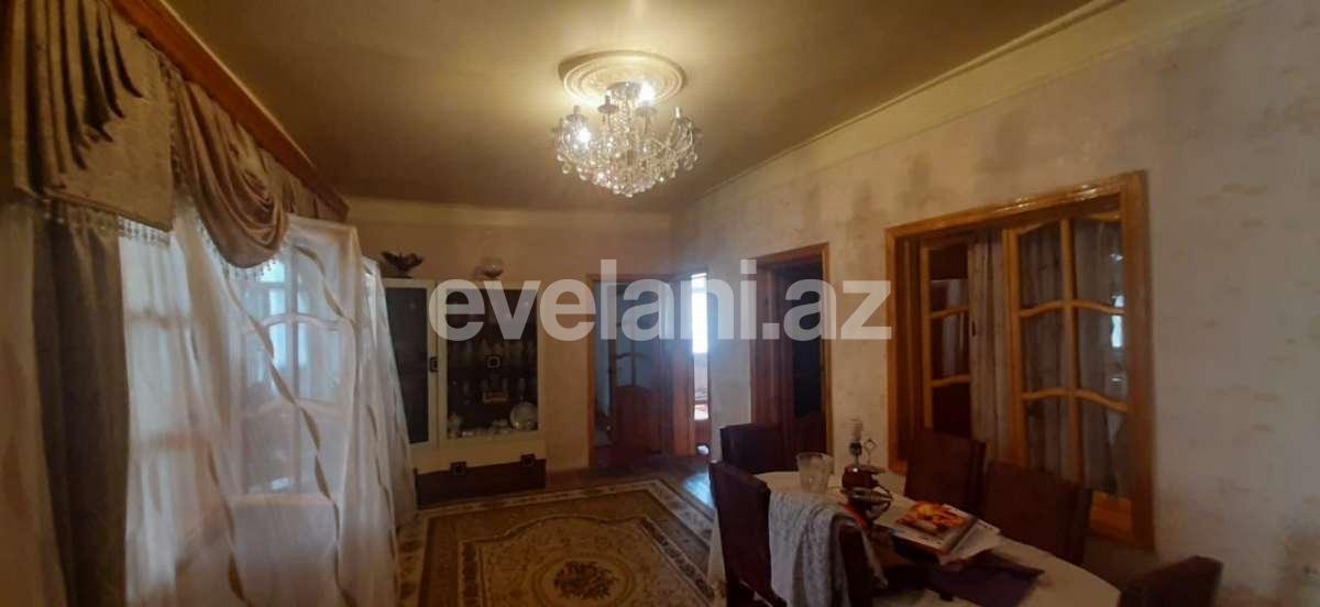 Satılır, həyət evi / bağ, 10 otaqlı, 225 m², Bakı, Xətai r.