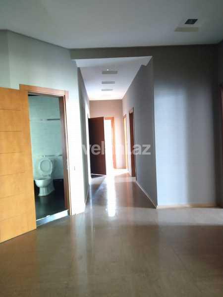 Kirayə verilir, ofis, 5 otaqlı, 245 m², Bakı, Səbail r.