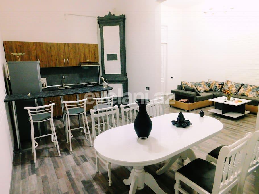 Kirayə verilir, köhnə tikili, 2 otaqlı, 88 m², Bakı, Səbail r, Sahil m.