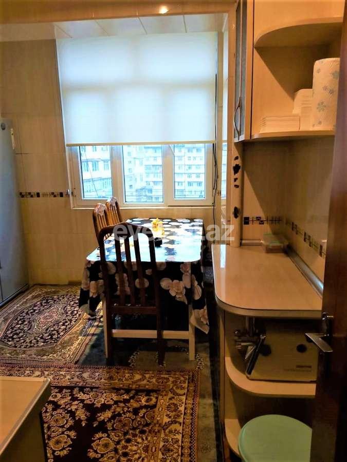 Satılır, köhnə tikili, 3 otaqlı, 80 m², Bakı, Binəqədi r, 9-cu mikrorayon q, Nəsimi m.