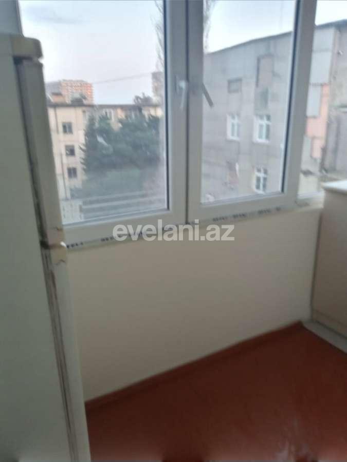 Satılır, köhnə tikili, 2 otaqlı, 35 m², Bakı, Nəsimi r, 4-cü mikrorayon q, Memar Əcəmi m.