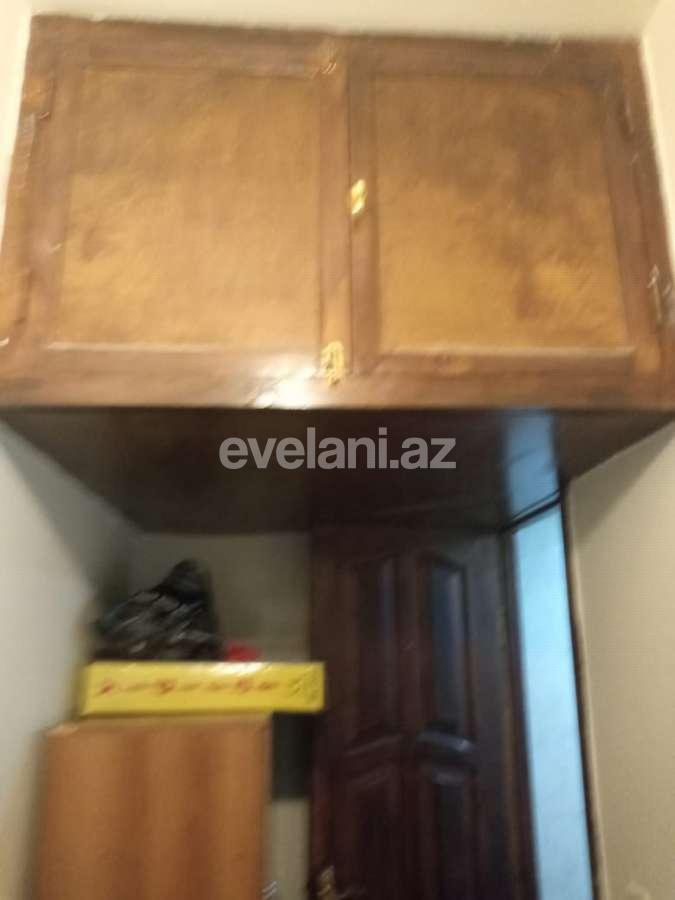 Satılır, köhnə tikili, 2 otaqlı, 35 m², Bakı, Nəsimi r, 4-cü mikrorayon q, Memar Əcəmi m.