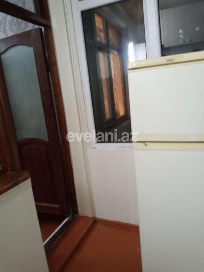 Satılır, köhnə tikili, 2 otaqlı, 35 m², Bakı, Nəsimi r, 4-cü mikrorayon q, Memar Əcəmi m.