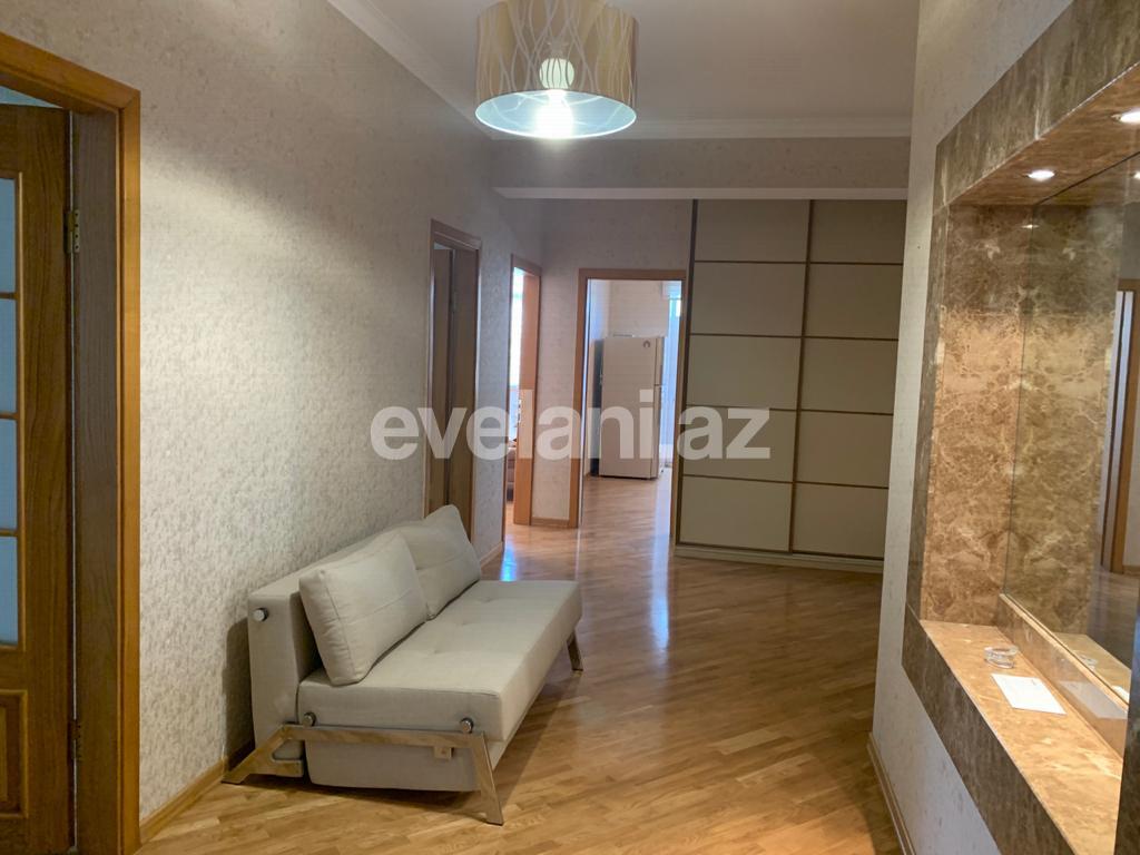 Satılır, yeni tikili, 3 otaqlı, 137 m², Bakı, Yasamal r, Yasamal q, Elmlər Akademiyası m.