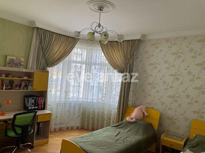 Satılır, yeni tikili, 3 otaqlı, 140 m², Bakı, Nəsimi r.