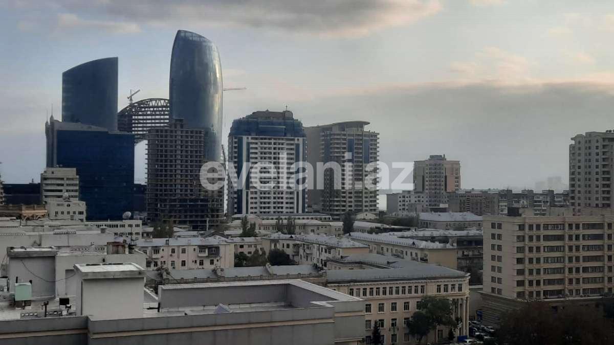Sale, old building, 2 room, 65 m², Baku, Nasimi r, 28 may m.