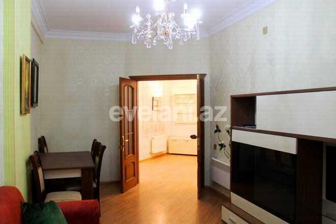 Sale, old building, 2 room, 95 m², Baku, Yasamal r, Elmlar Akademiyası m.