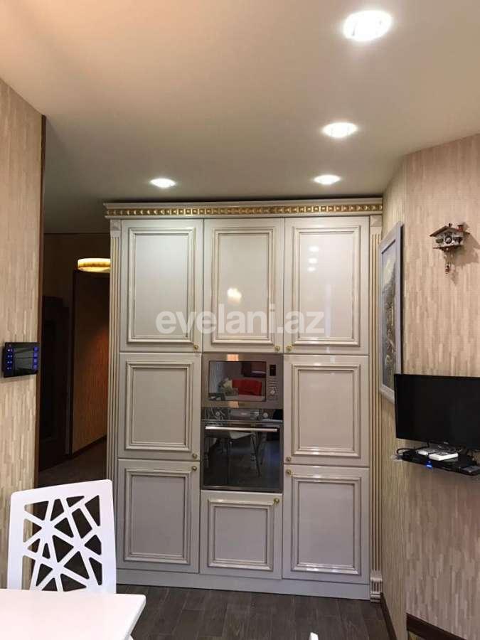 Satılır, köhnə tikili, 3 otaqlı, 170 m², Bakı, Səbail r.