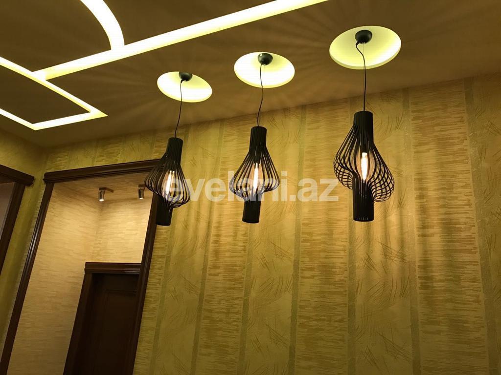 Satılır, köhnə tikili, 3 otaqlı, 170 m², Bakı, Səbail r.