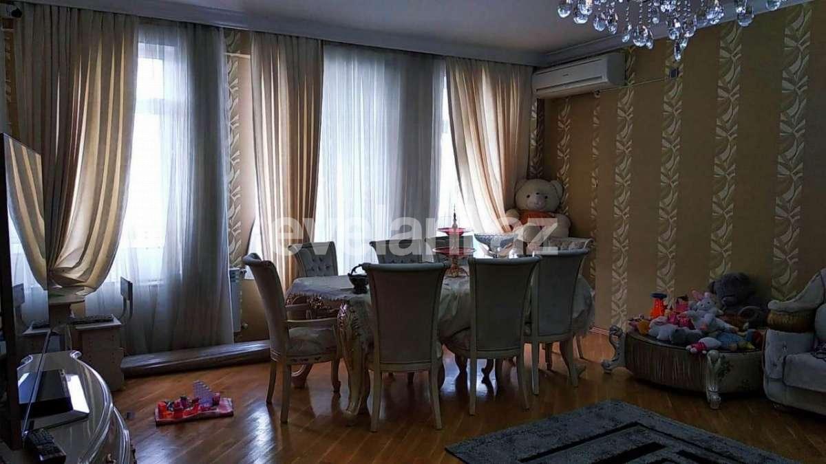 Satılır, yeni tikili, 3 otaqlı, 156 m², Bakı, Nəsimi r, 8 Noyabr m.