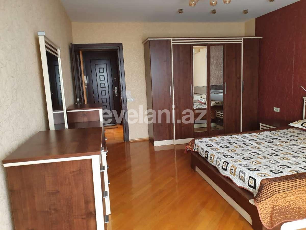 Rent, old building, 4 room, 115 m², Baku, Sabail r.