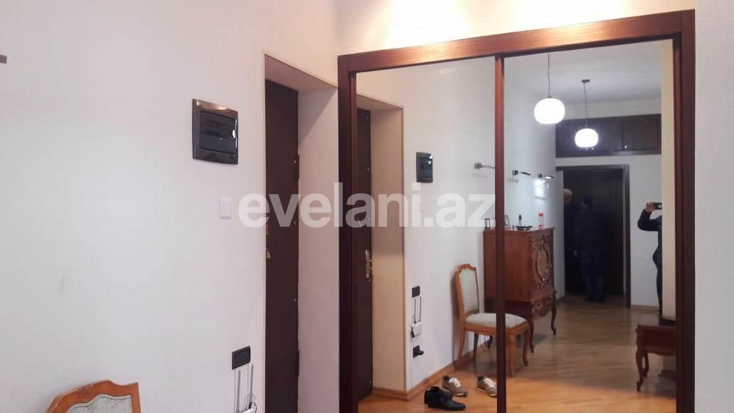 Satılır, köhnə tikili, 6 otaqlı, 180 m², Bakı, Nəsimi r, 28 may m.