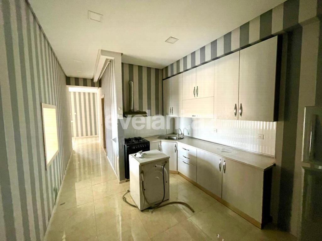 Satılır, yeni tikili, 3 otaqlı, 130 m², Bakı, Yasamal r, Yeni Yasamal q, İnşaatçılar m.